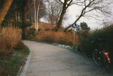 Otto-Schokoll-Höhenweg - nur Gehweg! - schöner Ausblick, aber nicht Teil des Nordsee-Radweges